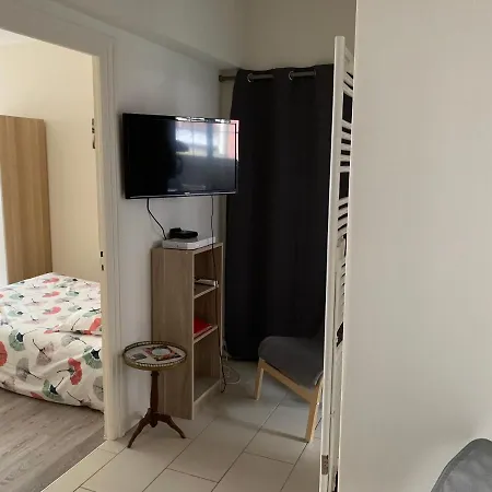 Apartment Hyper Centre, Vue Sur La Cathedrale Amiens
